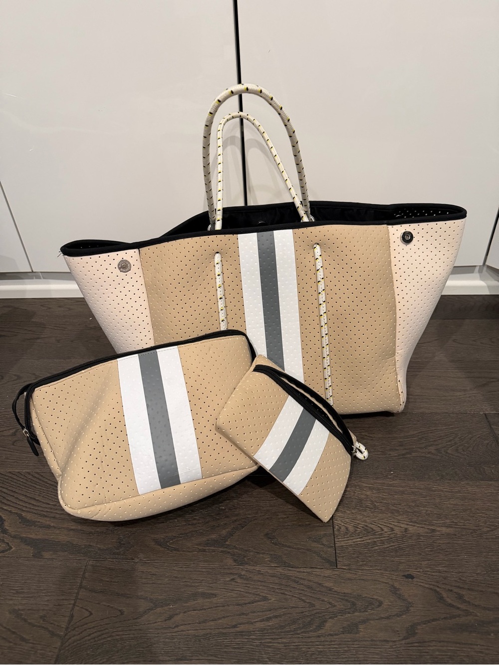 Parker and Hyde Beige Neoprene Stripe Tote Set - Beige/White/Gray